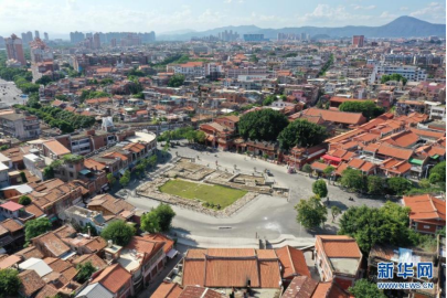 泉州德濟門遺址及周圍城市景觀(新華社記者 姜克紅 攝)