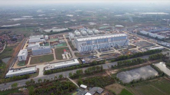 湖北應城300兆瓦壓縮空氣儲能電站遠眺。中國科學院武漢巖土力學研究所供圖