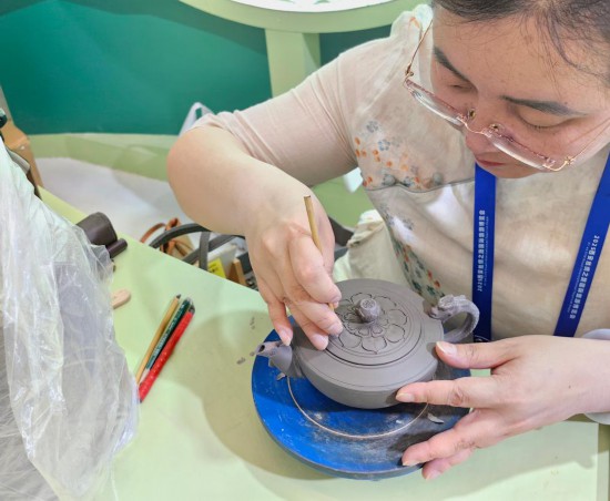 4月20日拍攝的北京東六環隧道口。新華社發（中鐵十四局供圖）