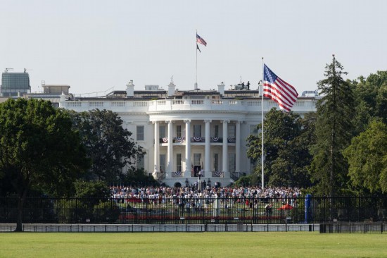 7月4日，在美國首都華盛頓白宮，美國總統特朗普發表講話。新華社記者胡友松攝