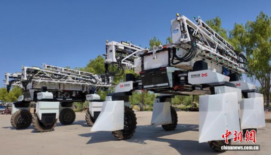 自走式模塊化變形機器人。陳健生 攝