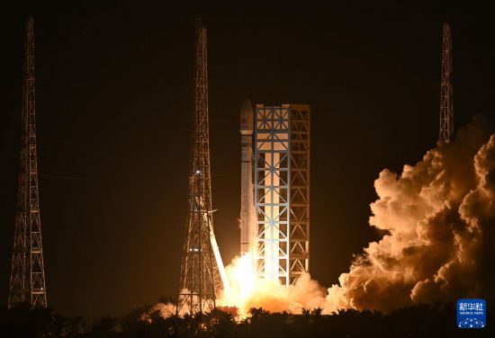 2024年11月30日晚，海南商業航天發射場首次發射取得圓滿成功。新華社記者 郭程 攝