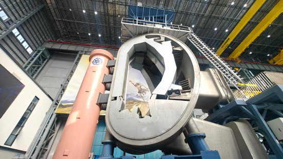 八分之一真空室。（新華社記者陳諾 攝）